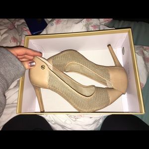 Nude Micheal kors heels